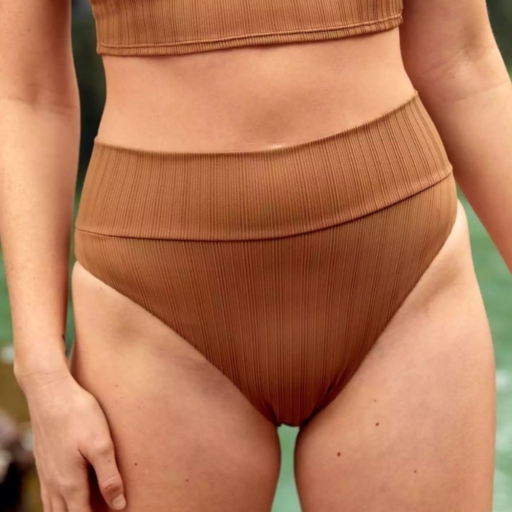 AERIE Ribbed High Cut Cheeky chestnut brown Bikini Bottom Size Medium